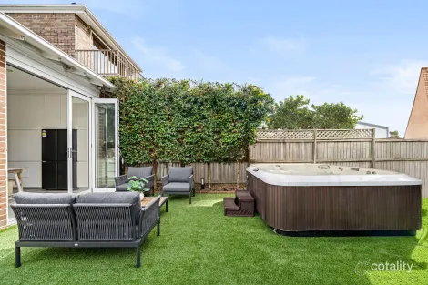 Property photo of 8 Bon Accord Avenue Bondi Junction NSW 2022