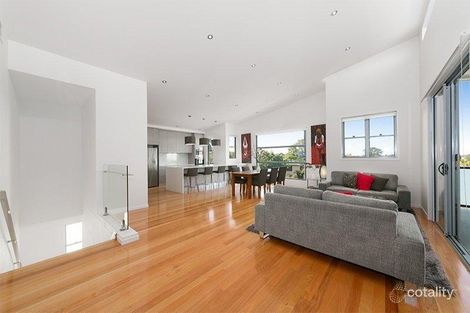 Property photo of 4 Corowa Street Wavell Heights QLD 4012