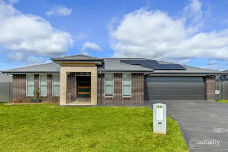 Property photo of 10 Knox Crescent Caerleon NSW 2850