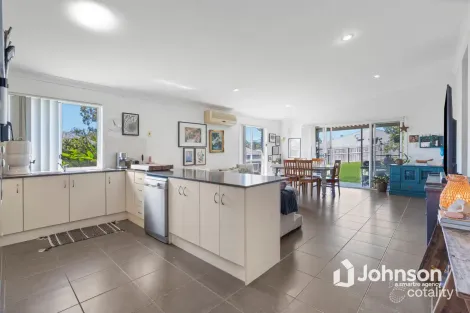 Property photo of 18 Valda Avenue Coomera QLD 4209
