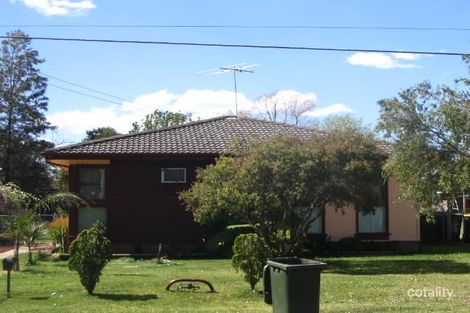 13 Taranaki Ave, Lethbridge Park, NSW 2770