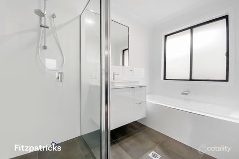 Property photo of 2 Lallal Place Gobbagombalin NSW 2650