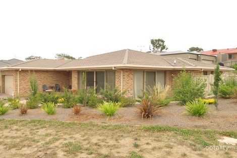 Property photo of 18 Balcombe Street Jerrabomberra NSW 2619