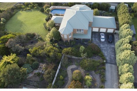 Property photo of 7 Esher Rise Mount Martha VIC 3934