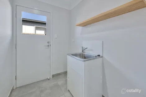 Property photo of 27 Sonoran Street Rural View QLD 4740