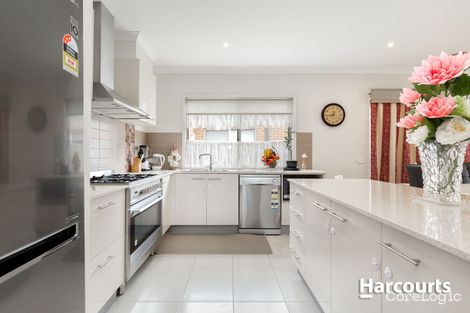 Property photo of 7 Tawleed Grove Clyde North VIC 3978