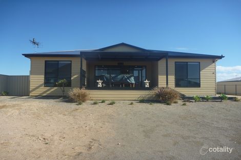 18 Seascape Rd, Point Turton, SA 5575