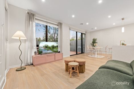 Property photo of 13 Azure Crescent Keysborough VIC 3173