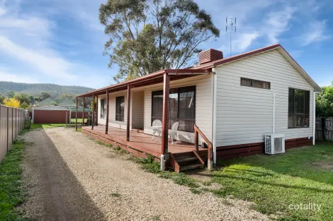 26 Hospital St, Heathcote, VIC 3523