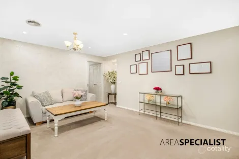 Property photo of 26 Silky Oak Drive Cranbourne VIC 3977