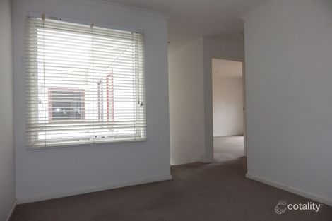Property photo of 33 Lincoln Mews Kensington VIC 3031