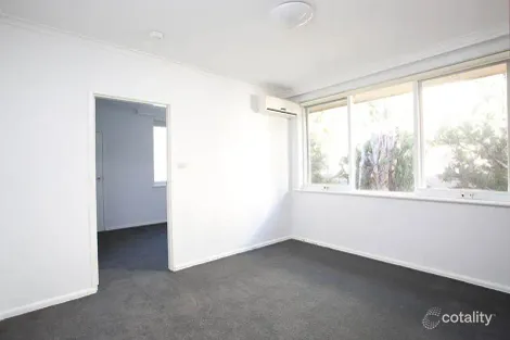 Property photo of 6/6 Beach Avenue Elwood VIC 3184