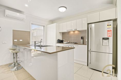 35 Parklands Cct, Elizabeth Hills, NSW 2171