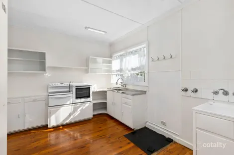 Property photo of 211 Long Street East Graceville QLD 4075