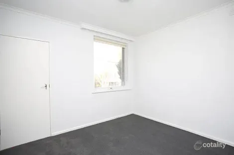 Property photo of 6/6 Beach Avenue Elwood VIC 3184