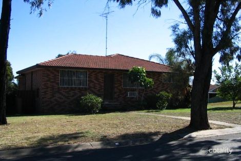 23 Garrick Rd, St Clair, NSW 2759