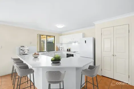 Property photo of 10 Friend Street Wakerley QLD 4154