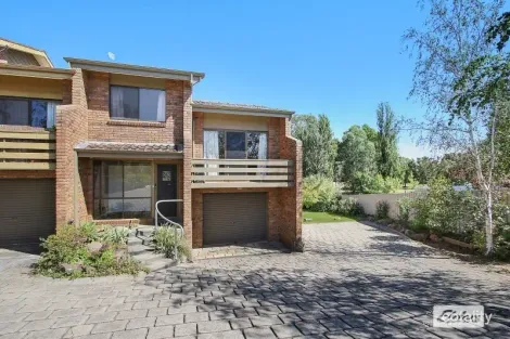 Property photo of 3/5-6 Royce Court Wodonga VIC 3690