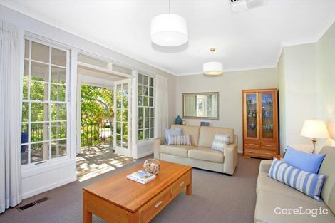 Property photo of 27 Curlewis Crescent Garran ACT 2605