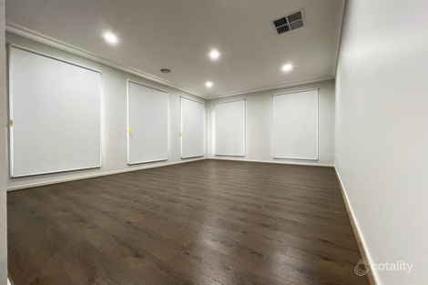 Property photo of 1 Bluejay Road Doreen VIC 3754