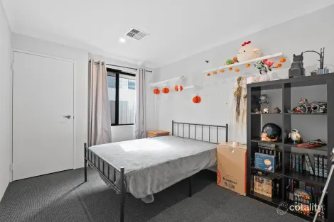 Property photo of 10 Pristine Loop Baldivis WA 6171
