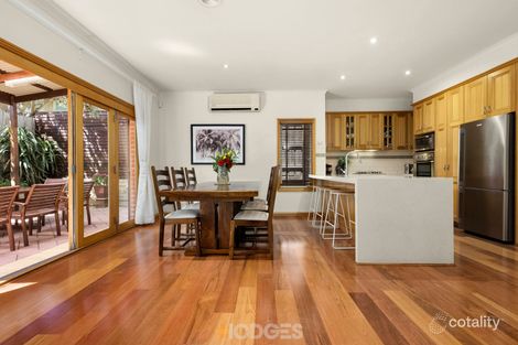 Property photo of 2/5A Shoobra Road Elsternwick VIC 3185