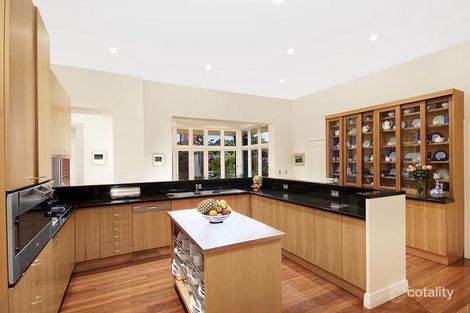 Property photo of 2 Daniell Place Kew VIC 3101