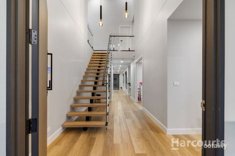 Property photo of 19 Dolomites Drive Truganina VIC 3029