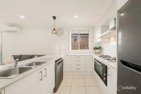 Property photo of 105 Mary Ann Drive Glenfield NSW 2167