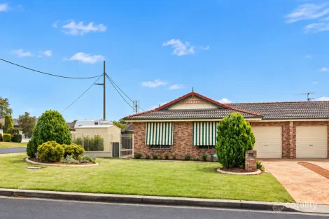 3a Garden St, Kootingal, NSW 2352