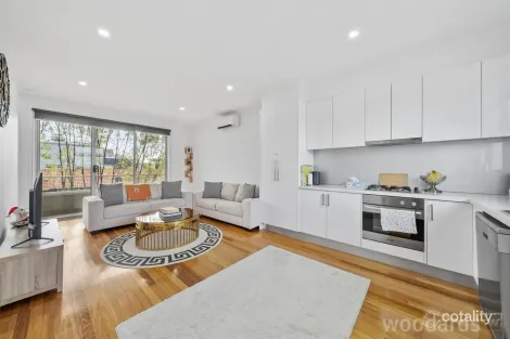4/5 Winifred St, Essendon, VIC 3040