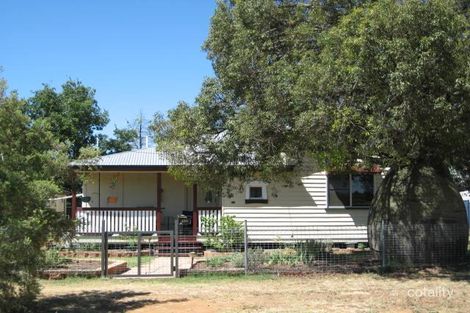 Property photo of 12 Park Street Chinchilla QLD 4413