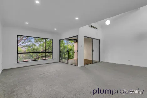 Property photo of 3/33 Simpsons Road Bardon QLD 4065