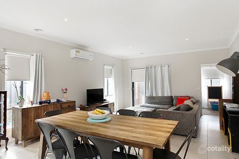 Property photo of 36 Bregman Esplanade Manor Lakes VIC 3024