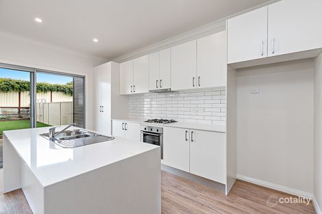 Property photo of 10 Teak Close Fletcher NSW 2287