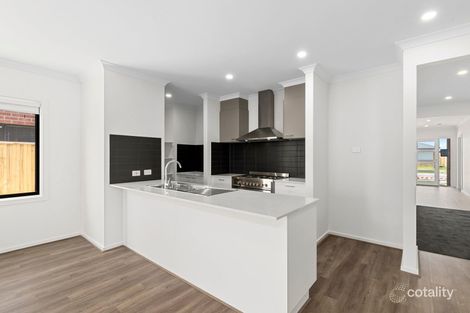 63 Holst St, Armstrong Creek, VIC 3217