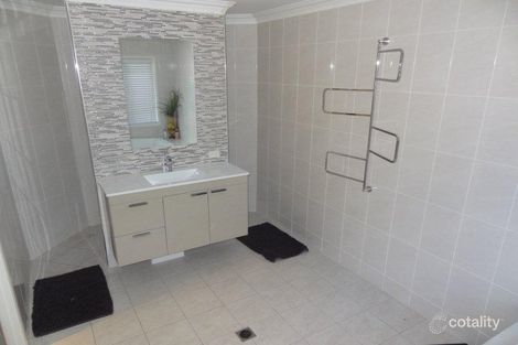 Property photo of 27 Ironbark Drive Emerald QLD 4720