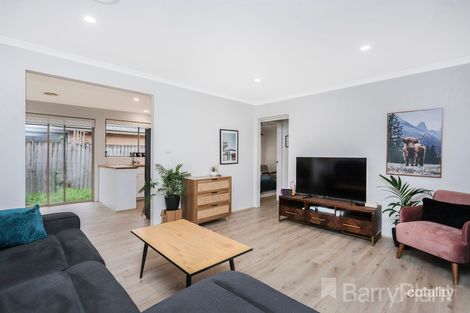 Property photo of 3/8 Somerset Drive Sunshine North VIC 3020