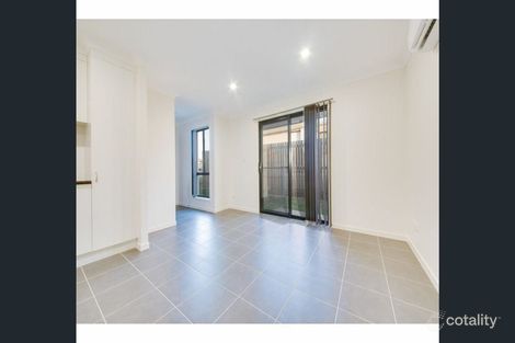 Property photo of 2 Gee Place Gracemere QLD 4702