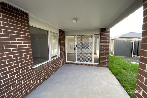 Property photo of 49/67 Centre Road Berwick VIC 3806