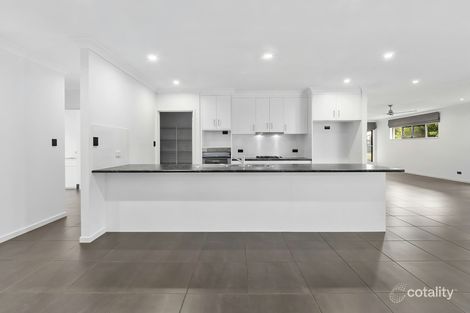 Property photo of 10 Pacific Place Trinity Park QLD 4879