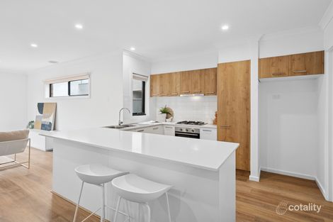 32b Tova Ave, Bell Post Hill, VIC 3215