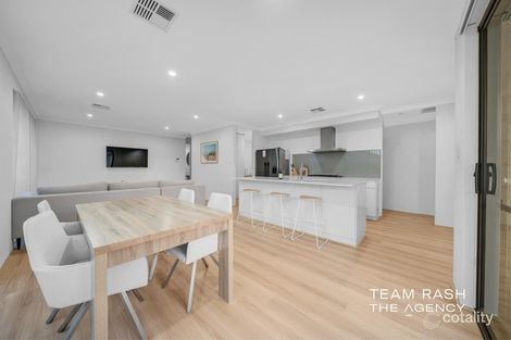 Property photo of 71 Solandri Bend Banksia Grove WA 6031
