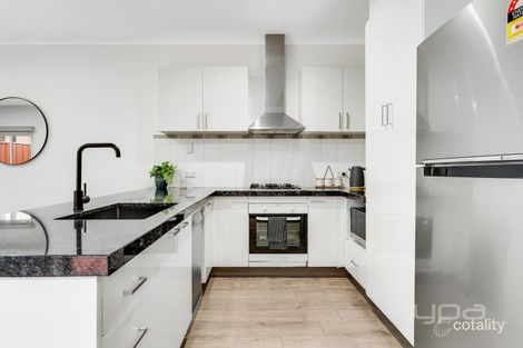 Property photo of 3 Yorkshire Terrace Craigieburn VIC 3064