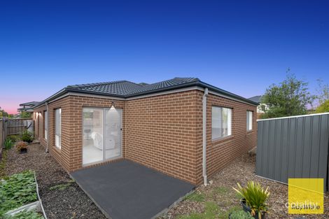 Property photo of 28 Postema Drive Point Cook VIC 3030
