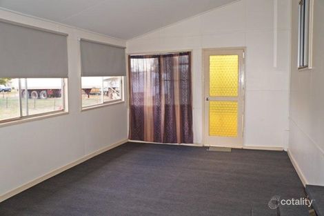 Property photo of 32 Thorn Street Warra QLD 4411