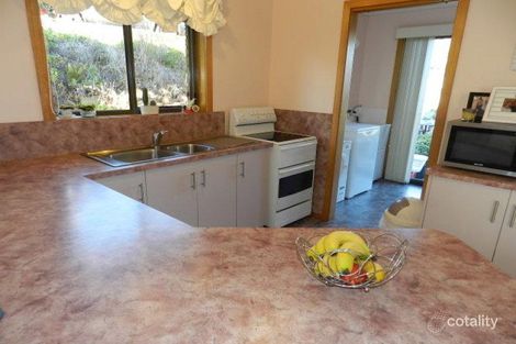 Property photo of 19 Damian Avenue Downlands TAS 7320