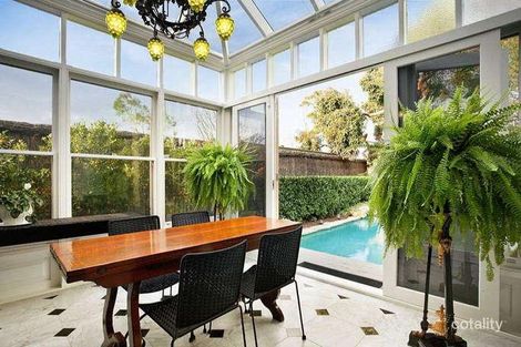Property photo of 20 Orrong Road Elsternwick VIC 3185