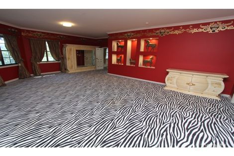 Property photo of 277 Gold Creek Road Brookfield QLD 4069