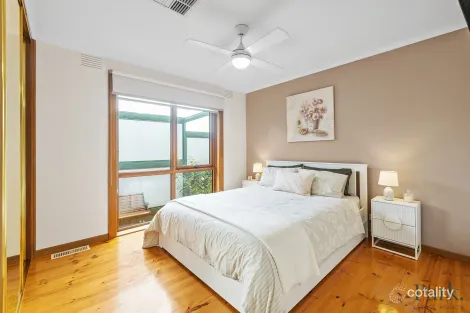 Property photo of 6 Bareena Avenue Rowville VIC 3178